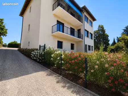 appartement 4 pièces 110 m²