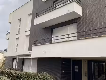 f3 avec deux parkings