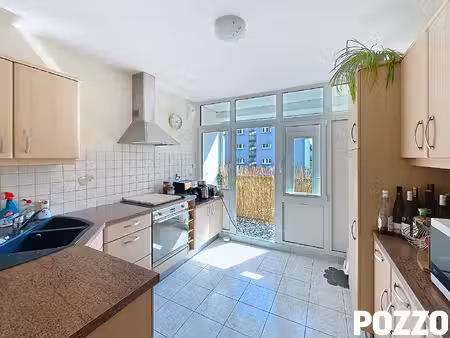 idéal investisseur : 4 p avec 3 chambres dans résidence
