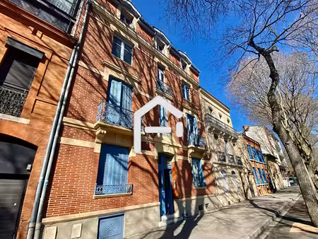 a vendre : t1 de 21m² à rénové à compans-caffarelli