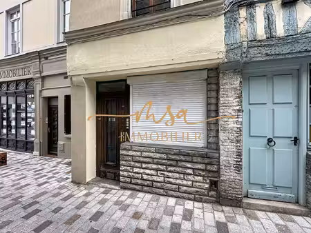rouen = local professionnel = hyper centre
