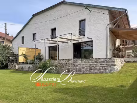 maison de caractère avec gîte attenant – 223 m² – charix