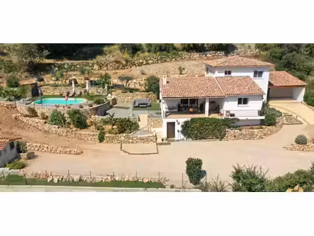 villa le tignet 130 m² sur terrain de 1500 m² avec piscine et belle vue