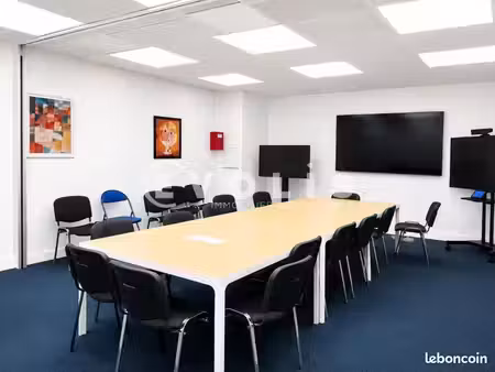 bureau 1 026 m²