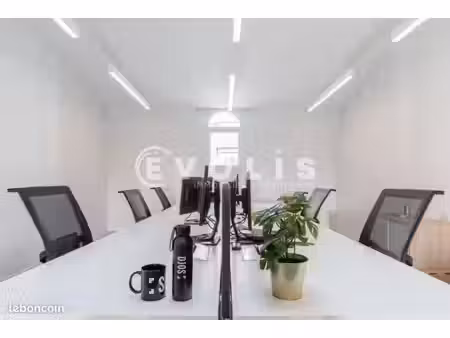 bureau 350 m²