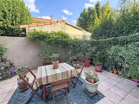 extra-muros les sources – maison récente avec jardinet  garage et cour privative