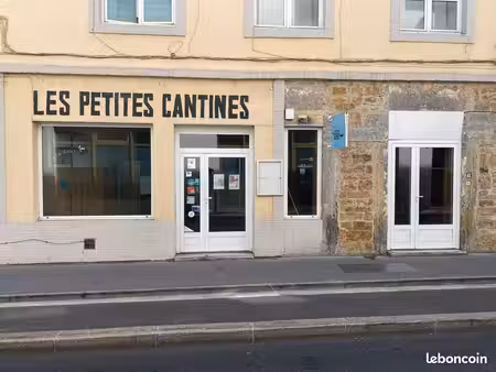 local 65 m² à louer dans le centre de vaise 69009