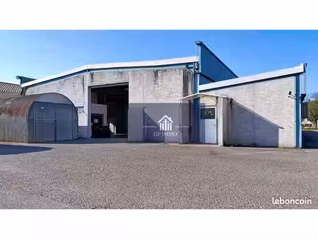 local industriel 5 249 m²