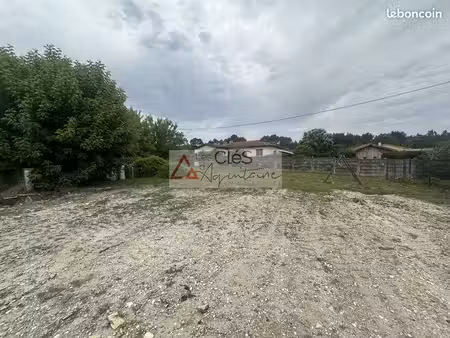 terrain 1044 m² ayguemorte-les-graves