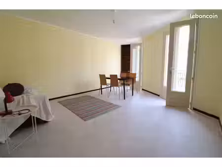 location meublée à la réole 560/mois