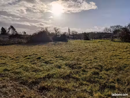 terrain 1040 m² libre de constructeur fnr