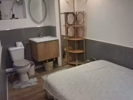 loué studio meublée