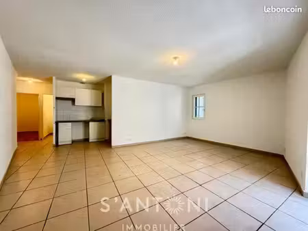appartement 3 pièces 61 m²