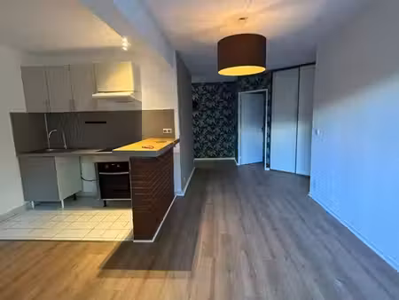 t2 rénové 48 m² avec jardin de 60 m² – bordeaux saint-genès / nansouty