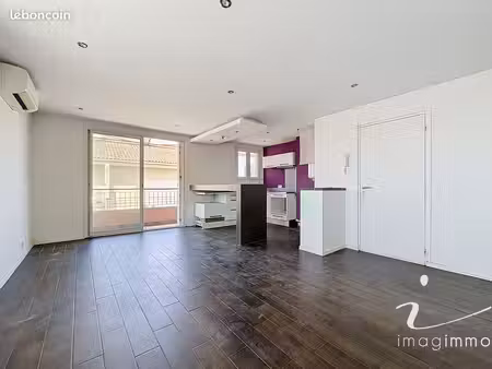 appartement 3 pièces 55 m²
