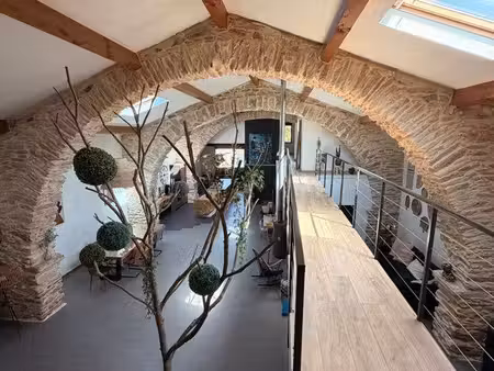 ? maison de caractère – beaux volumes et prestations