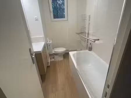 location saisonnière appartement rdch 70 m2 2 chambres 70 m2 dans forêt conservatoire litt