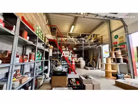 local d'activité 129 m²