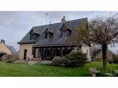 maison 9 pièces 183 m²