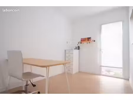 bureau coworking / cabinet bien etre