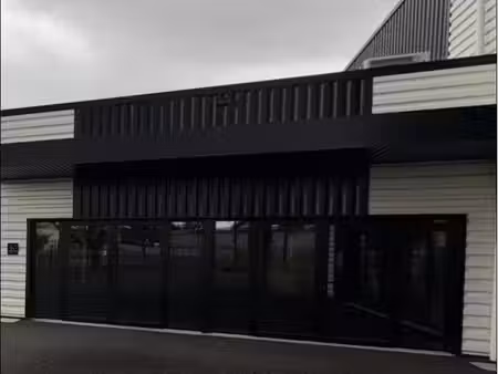 local commercial