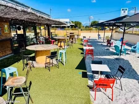 vend restaurant festif