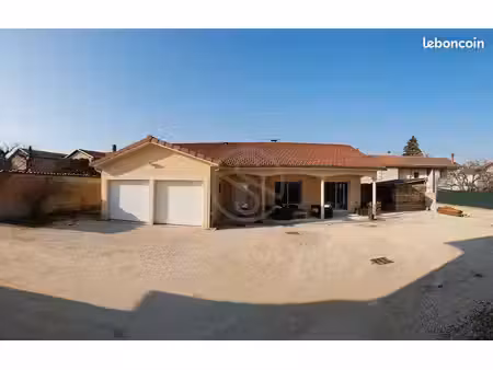 maison 7 pièces 133 m²