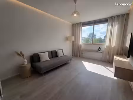 studio 1 pièce 22 m²