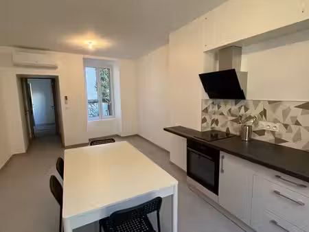 loue appartement au cœur du centre de vif