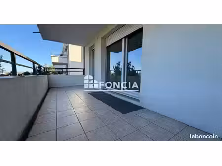 t3 avec terrasse  centre bourgoin - idéal primo accédant ou investisseur