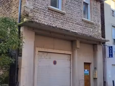 immeuble t3 + studio + garage