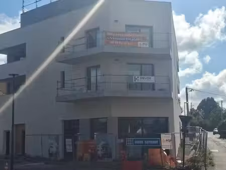 local commercial avec visibilité