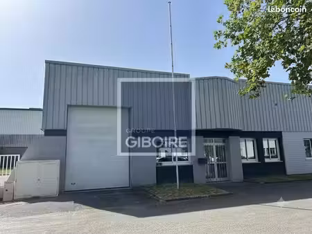 local d'activité 340 m²