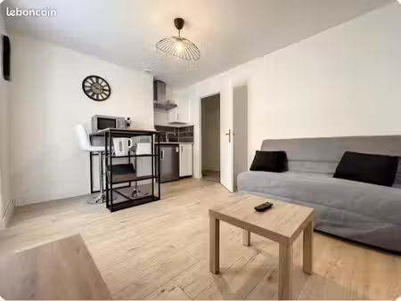 à louer – studio meublé 20 m² avec emplacement voiture