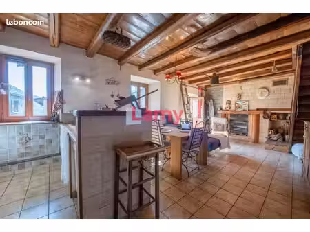 maison 3 pièces 60 m²
