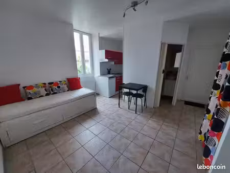 studio 2 pièces 18 m²