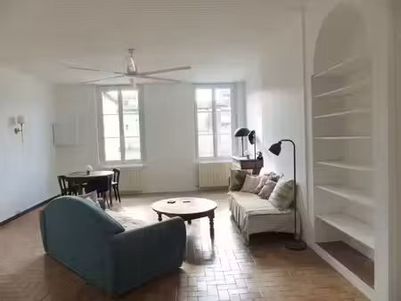 location appartement 4 pièces 124 m² à sommières (30250)