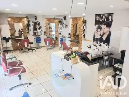 esthétique  coiffure​ à saint-gilles (50180)