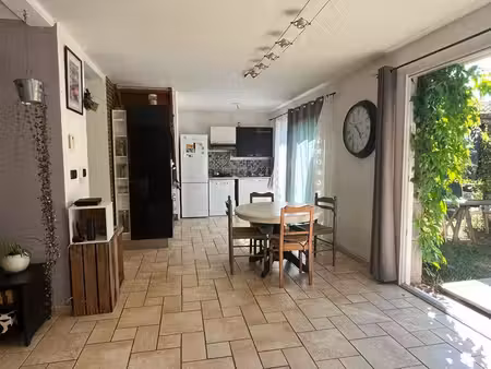 maison 6 pièces  112m2 sur 451m2 de terrain