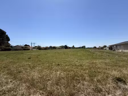 terrain de 9110 m2 constructible