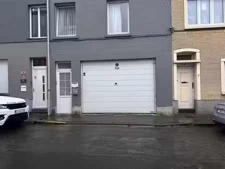grand garage sécurisé à vendre 2 75m haut