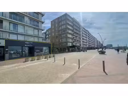 exclusieve winkelruimte met kelder op de zeedijk van koks...