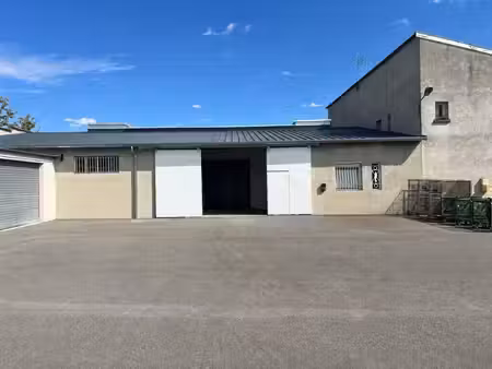 location local d’activités saint brice courcelles 51370 530m²