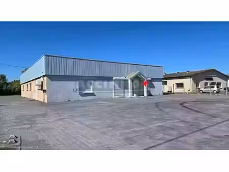 local commercial à vendre