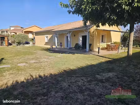 villa 5 pièces 105 m²