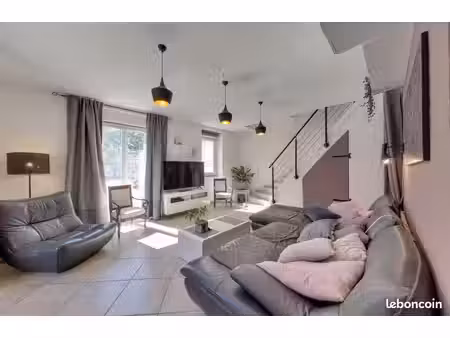 maison 7 pièces 133 m²