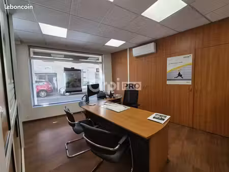 bureau 290 m²