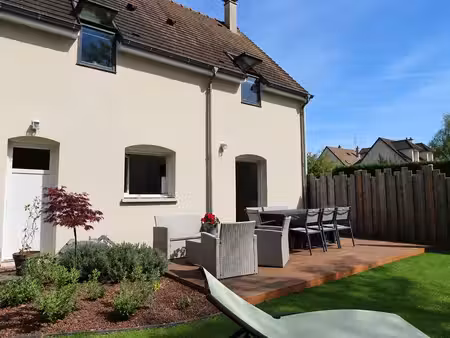 maison à saint gervais la forêt