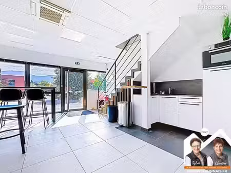 bureaux 77 m² voiron