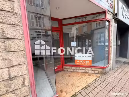 local commercial 2 pièces 45m² à louer 300 - bourgoin-jallieu 38300